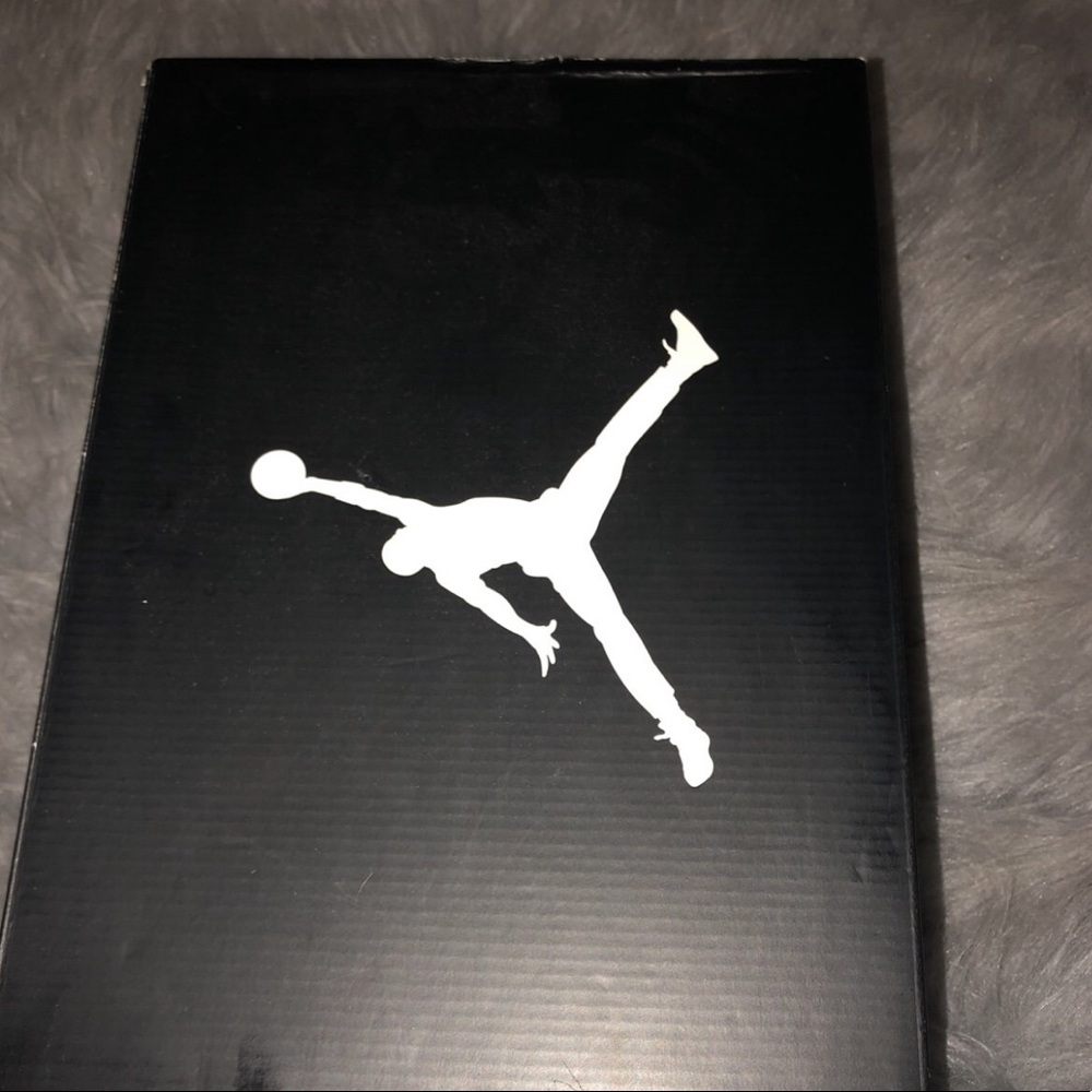 Jordan Flights, they are like new